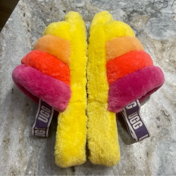 UGG Pride Fluff Yeah Slide in Rainbow Yellow Women’s Size 11 - Picture 6 of 11